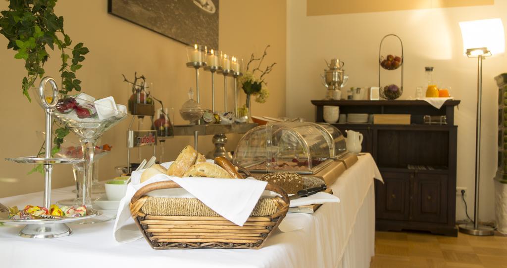 Park Ambiente Friedberg Hotell Friedberg  Eksteriør bilde
